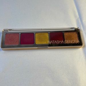 Natasha Denona Holiday 01 joya